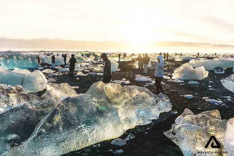 sunset at diamond beach near jokulsarlon
