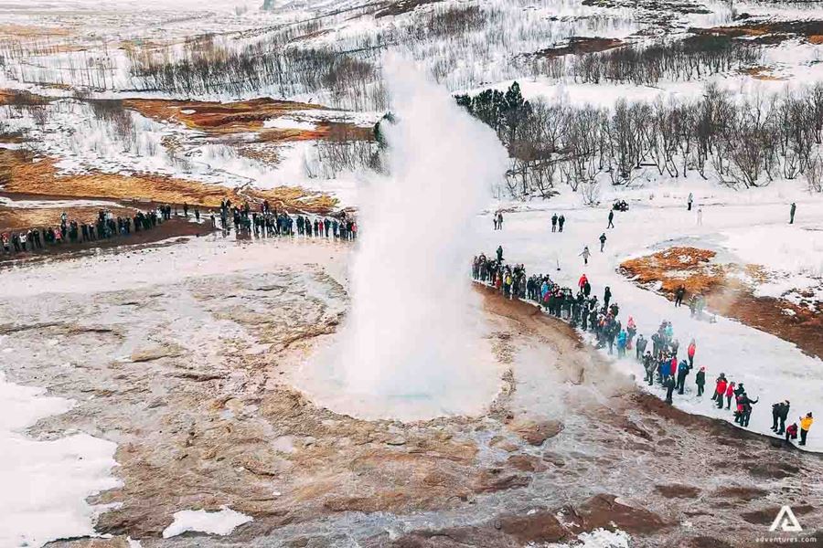 geysir strokkur area in winter