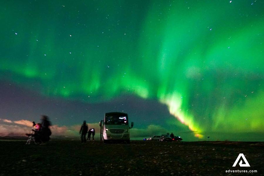 minibus northern lights watching