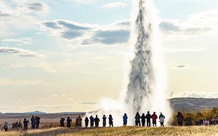 Golden Circle Complete - Classic Minibus Tour