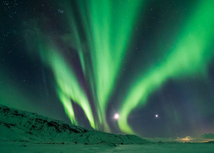 Excursions populaire à la recherche d'aurores boréales