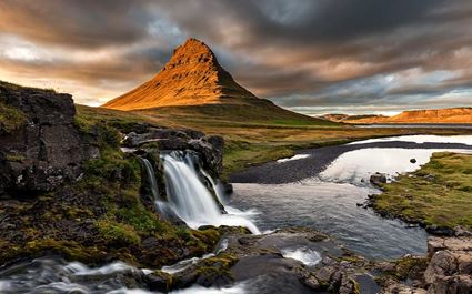 2-Day Tour to Snæfellsnes Peninsula & Borgarfjörður Fjord