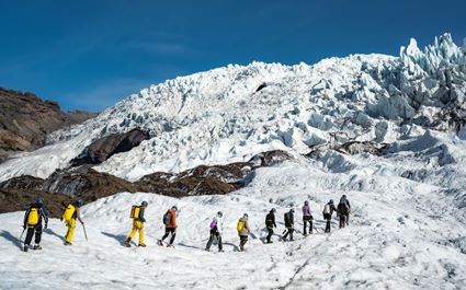 Glacier Explorer: Moderate Hike on Falljökull
