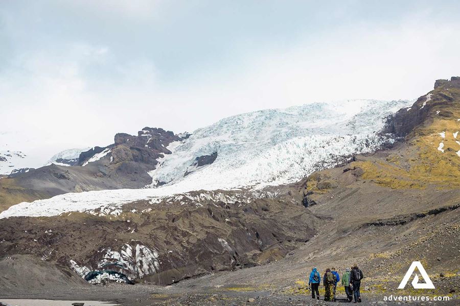 small group walking towards falljokull