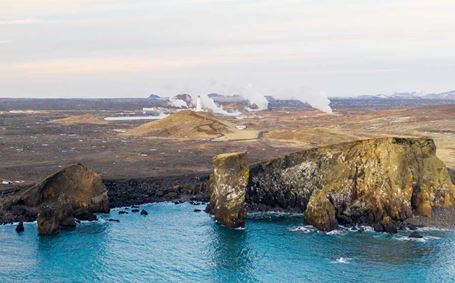 Islands & Peninsulas