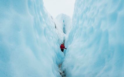 Glacier Maze Adventure in Skaftafell : Crevasse Labyrinth 