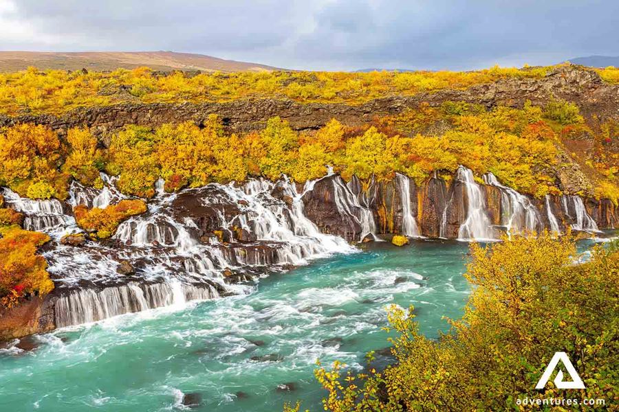 autumn colours near hraunfossar