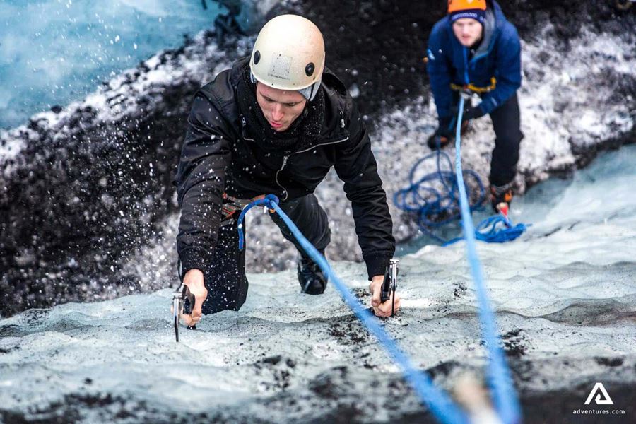 climbing solheimajokull glacier