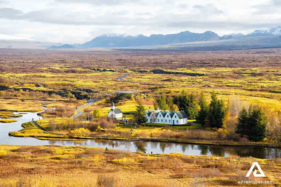 houses in thingvellir national park